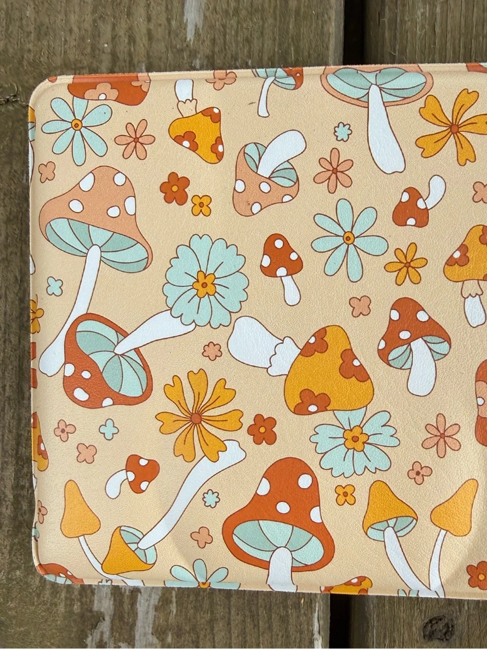Kensie Colorful Mushroom 4 Inch by 6 Inch Photo Album - Picture 13 of 15